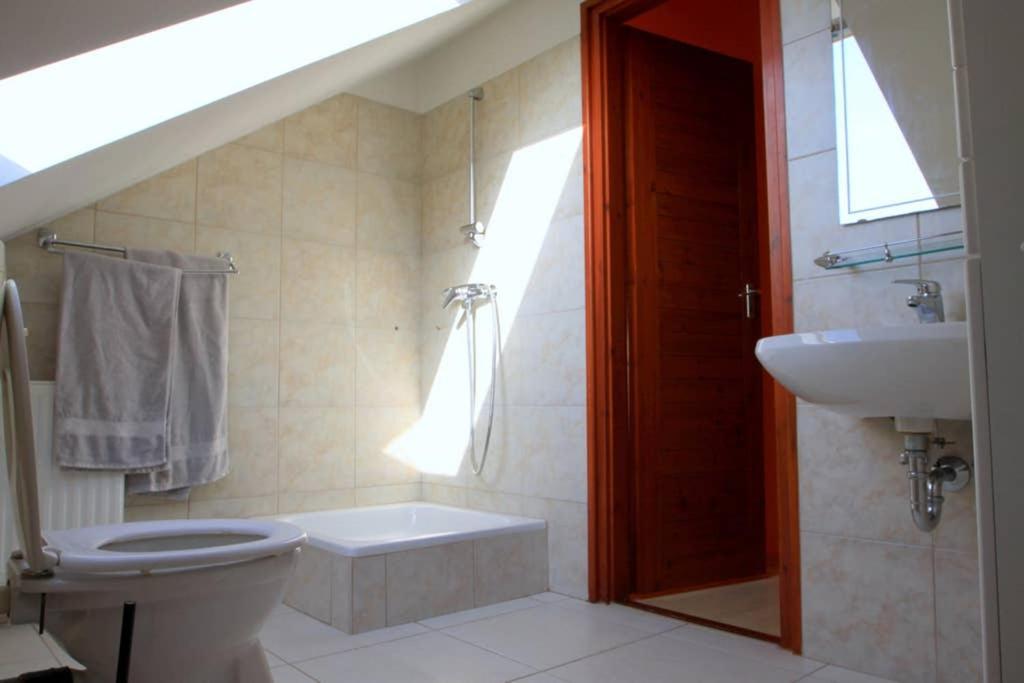 Entire Home Budapest Exterior photo